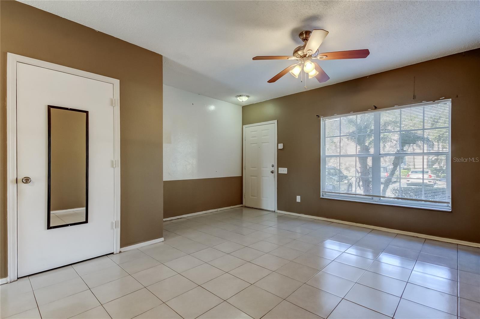 6318 Bayside Key Dr Property Photo 4