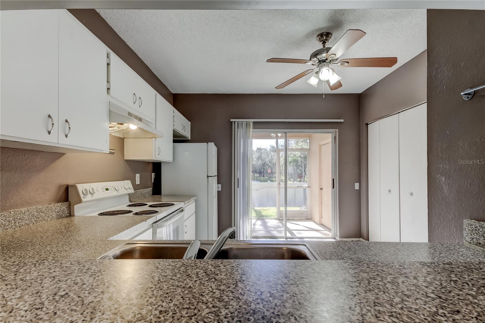 6318 Bayside Key Dr Property Photo 10