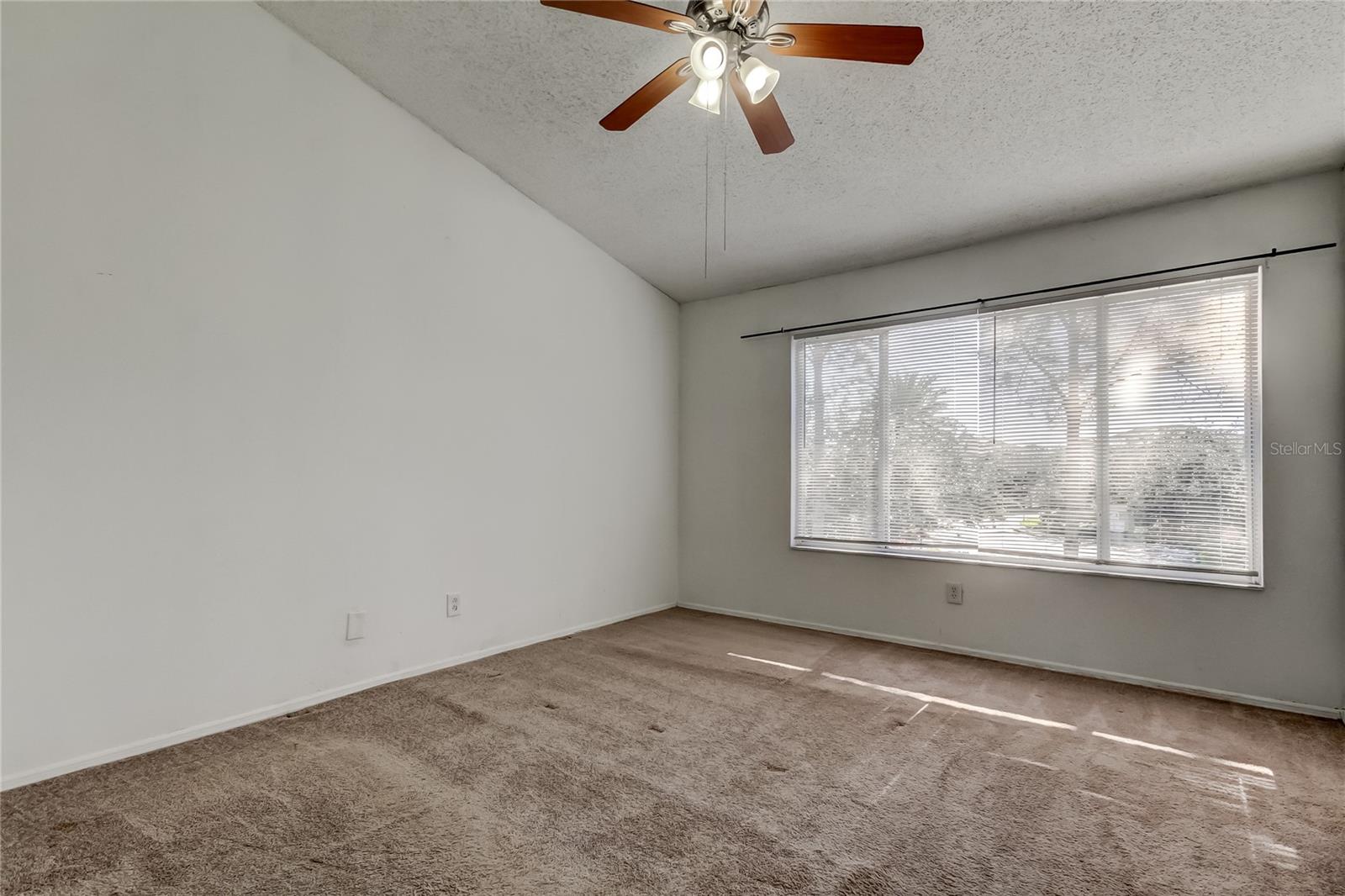 6318 Bayside Key Dr Property Photo 28