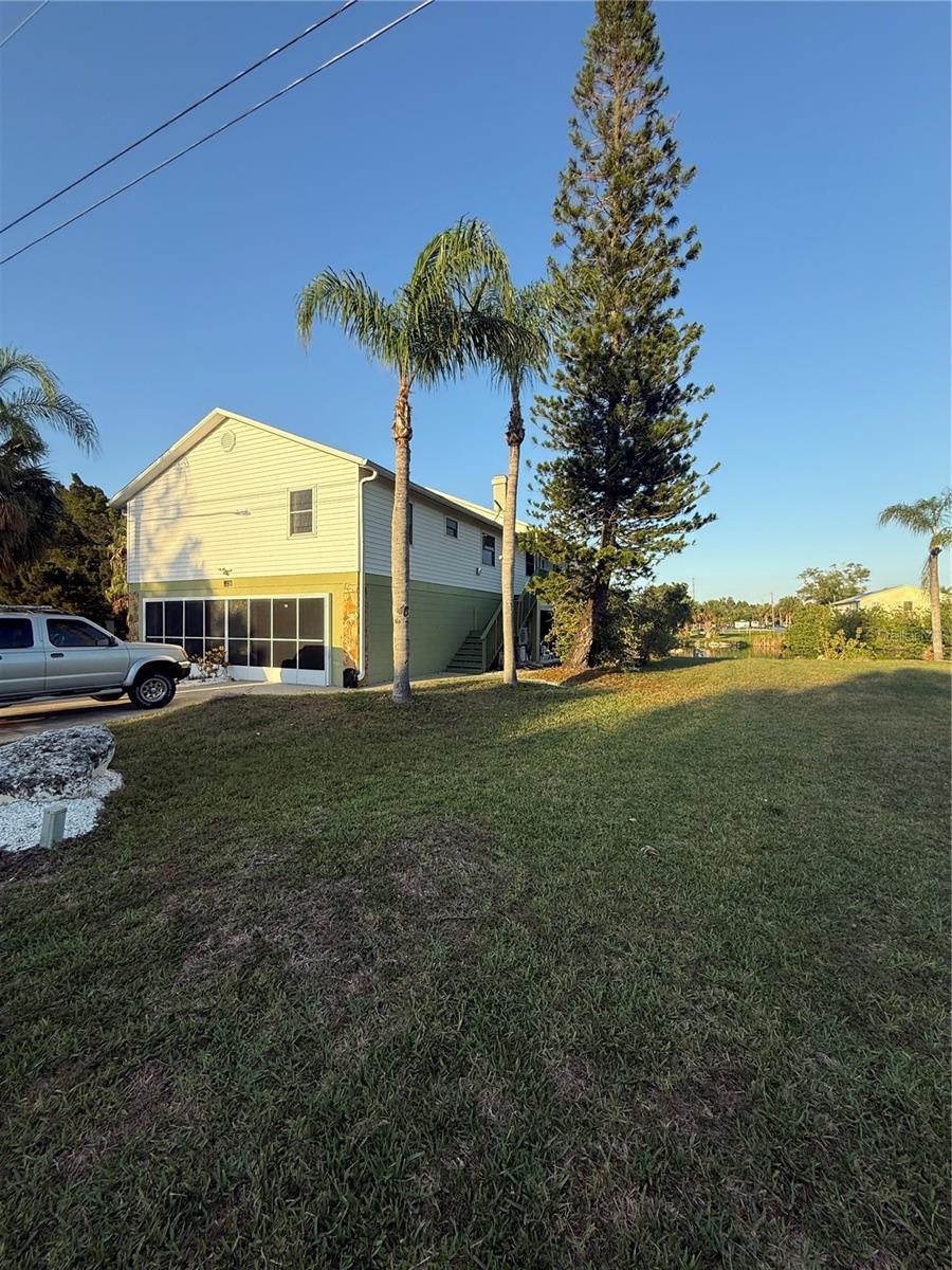 3338 Fernleaf Dr Property Photo 5