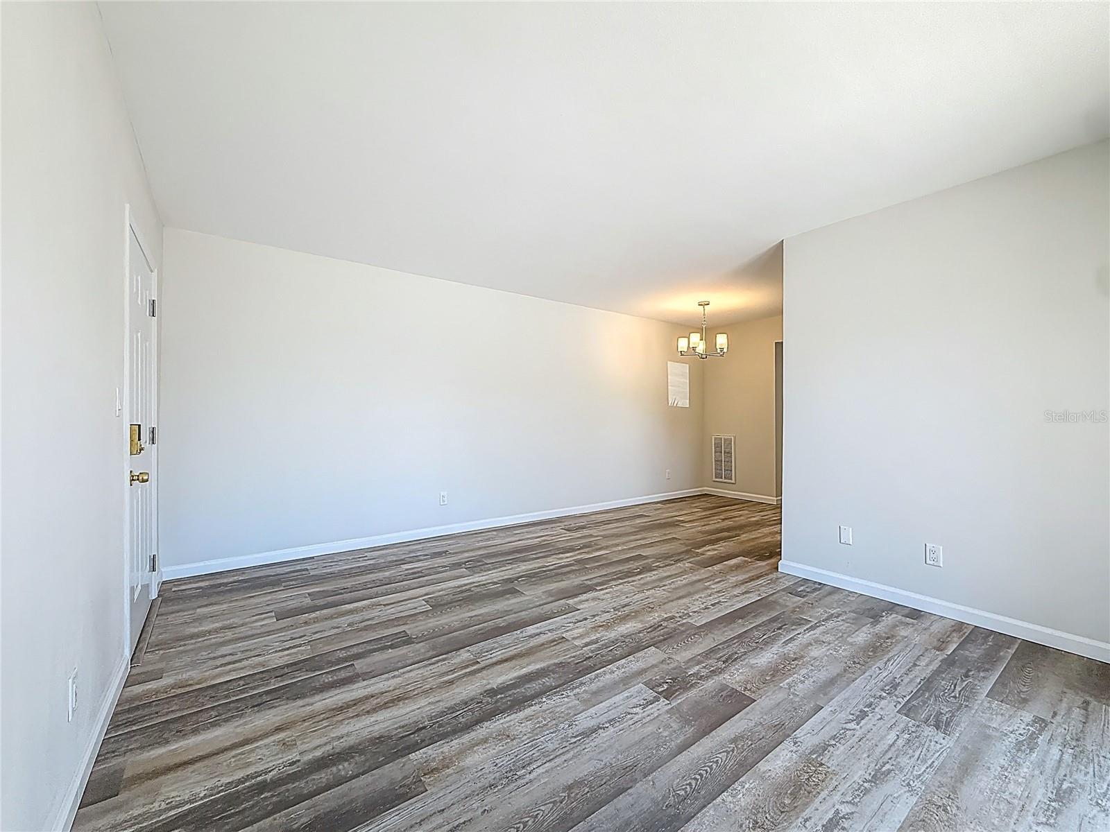 184 117th Ave #2 Property Photo 23