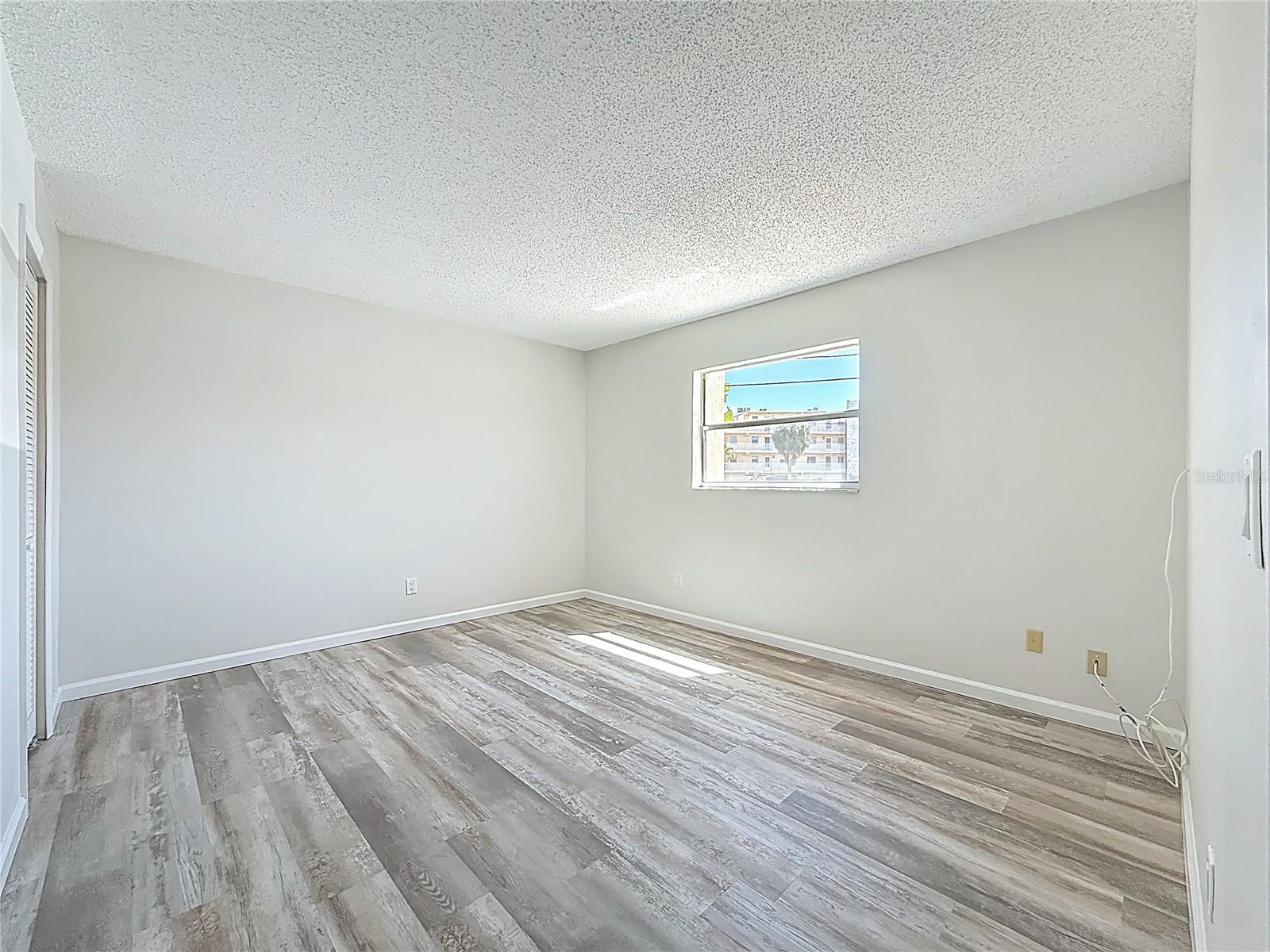 184 117th Ave #2 Property Photo 30