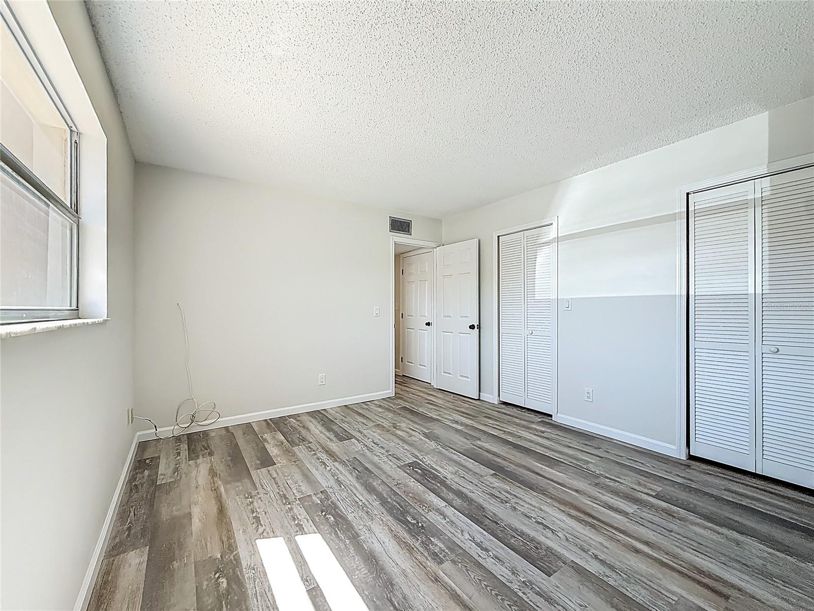 184 117th Ave #2 Property Photo 33
