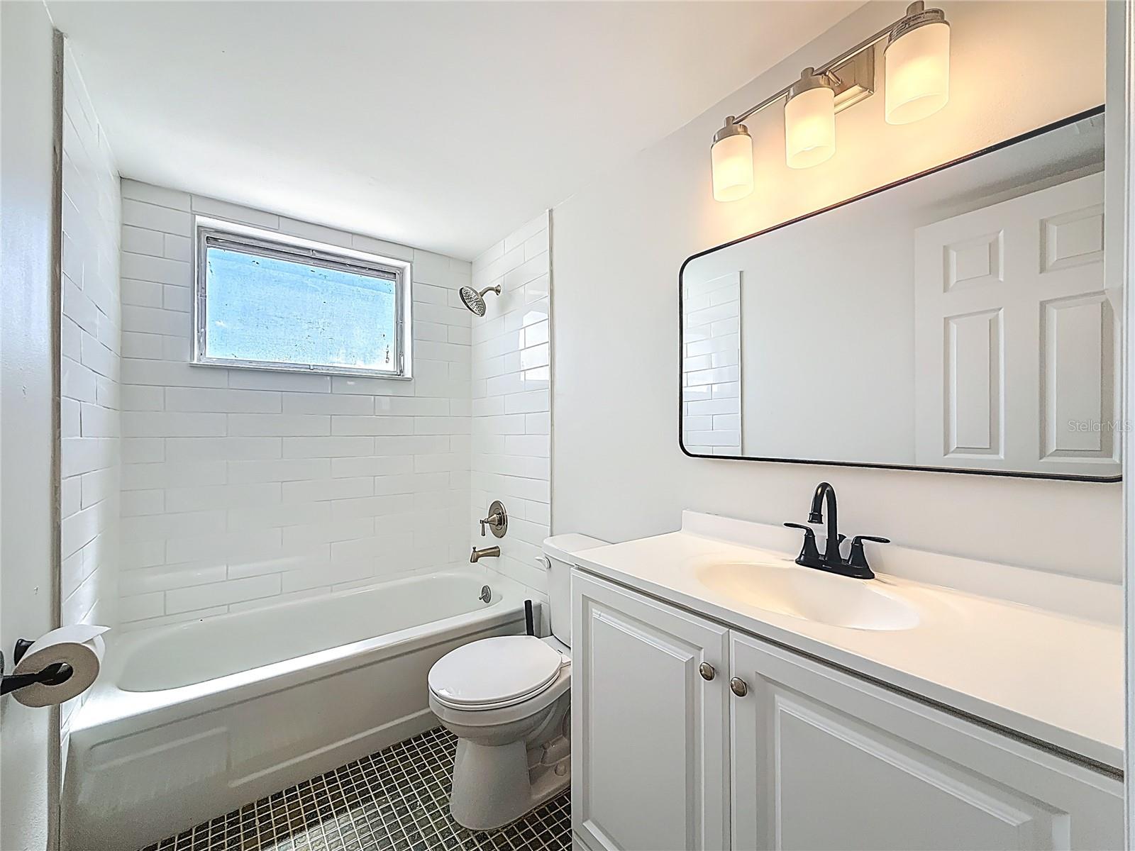 184 117th Ave #2 Property Photo 36