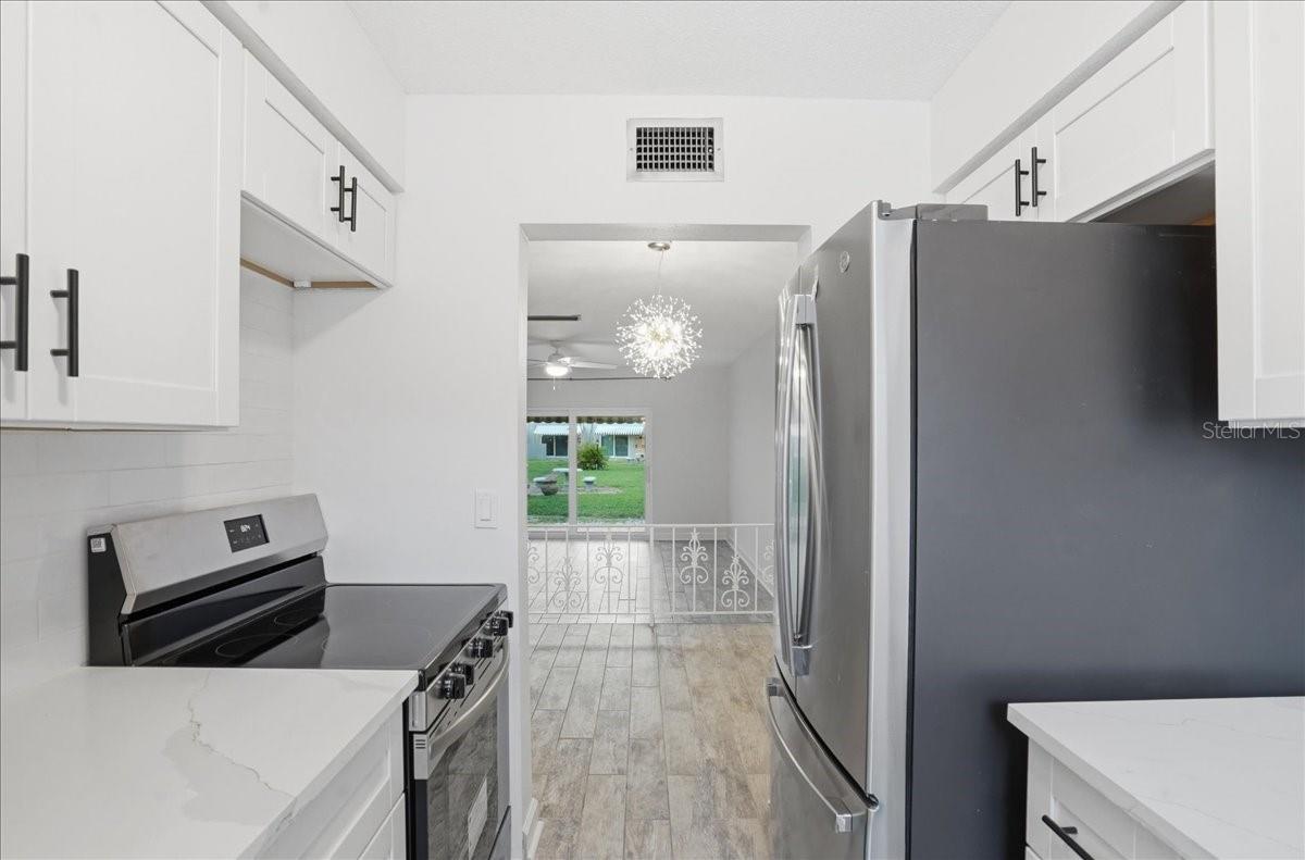 6927 Place De La Paix #6927 Property Photo 13