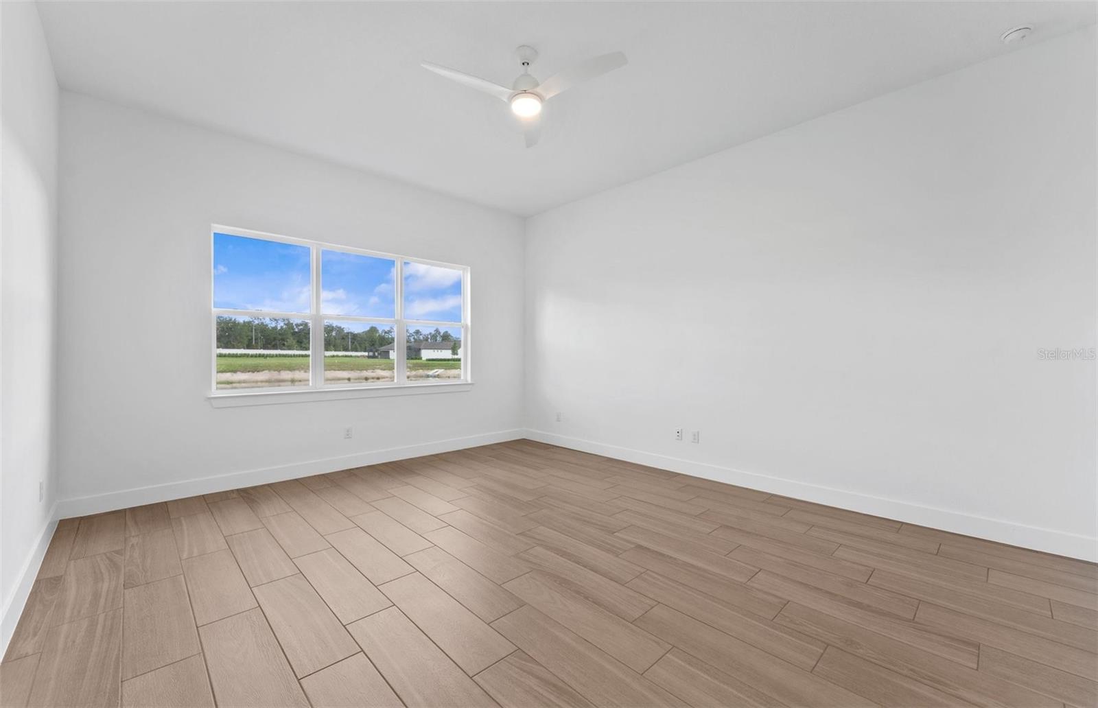 16739 Harvest Leaf Rd Property Photo 6