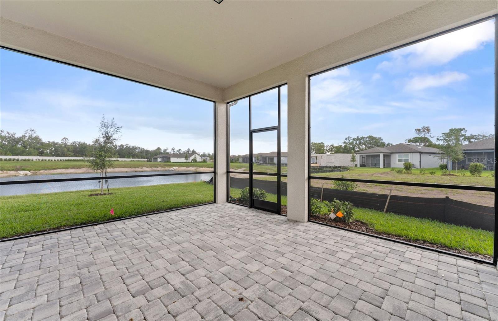 16739 Harvest Leaf Rd Property Photo 17