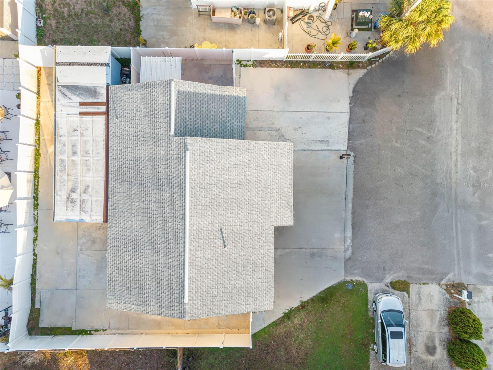 10113 Royal Acres Ct Property Photo 10