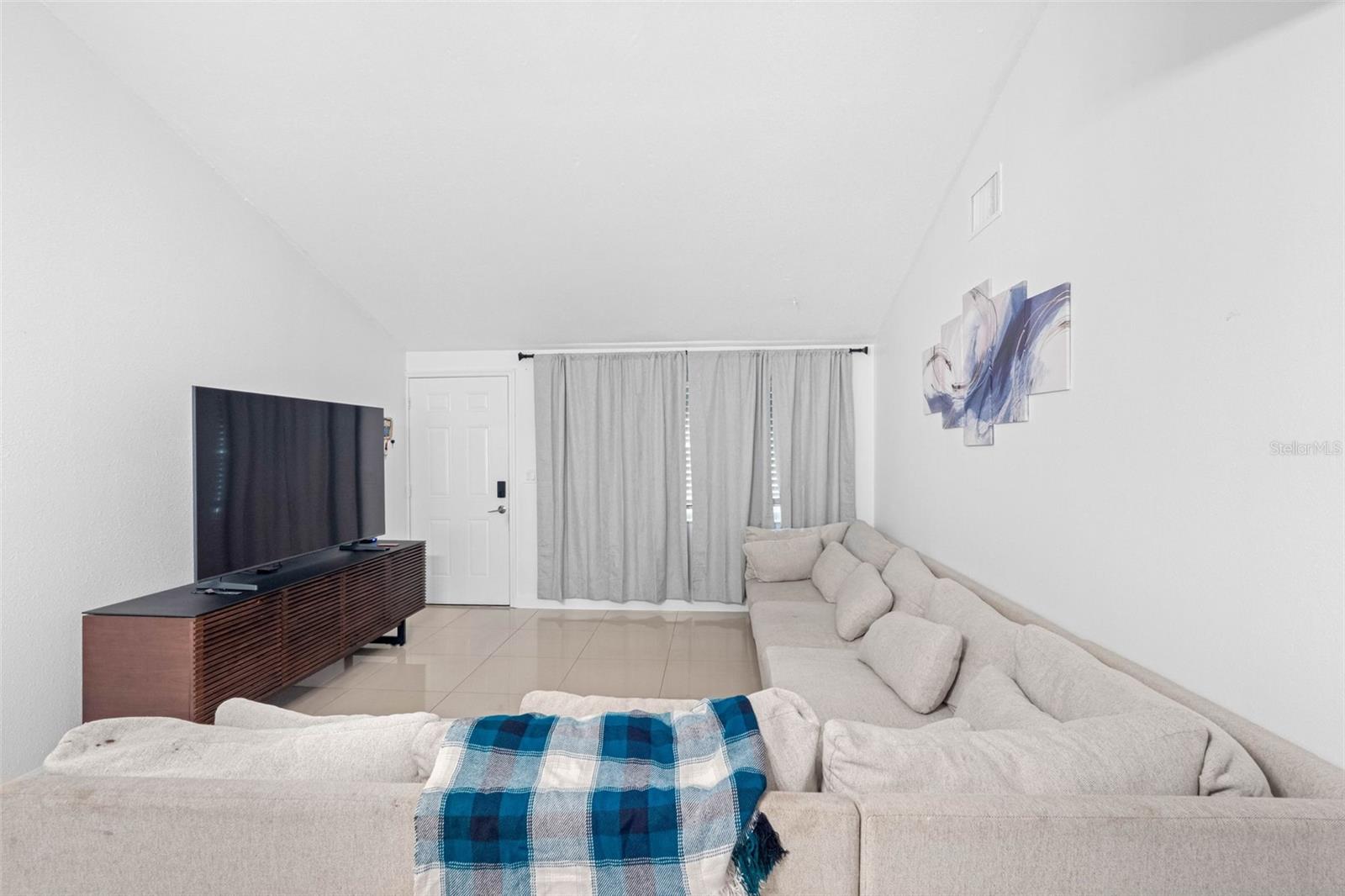10113 Royal Acres Ct Property Photo 30