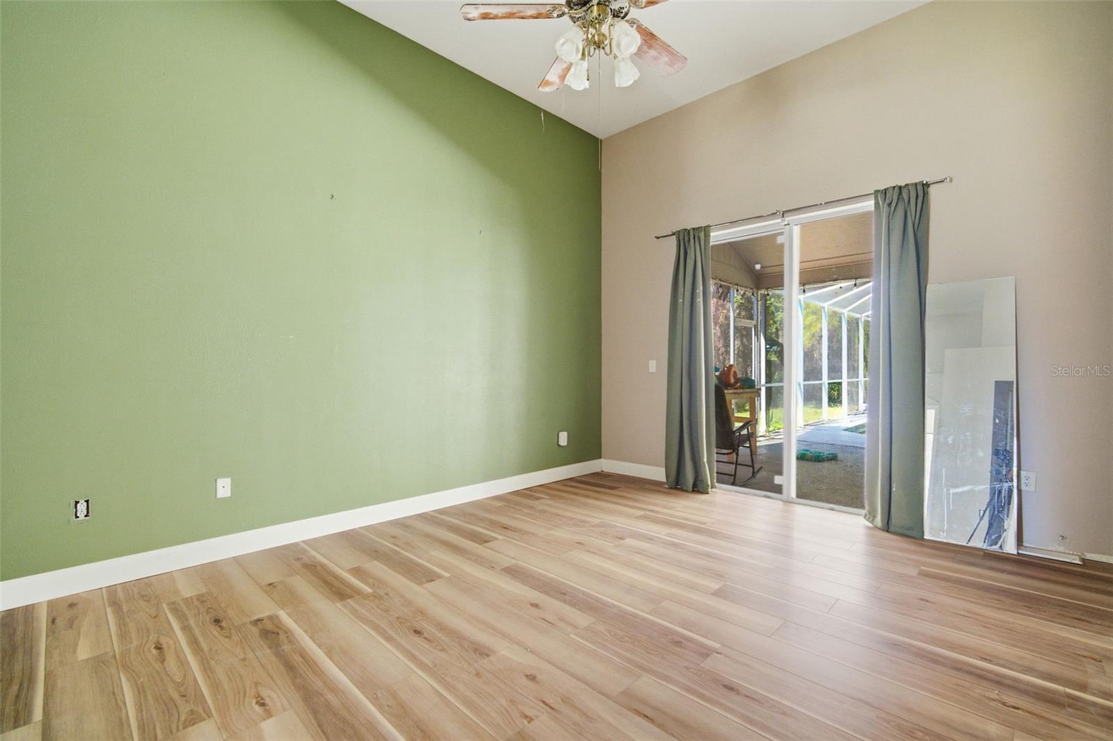 28427 Openfield Loop Property Photo 27