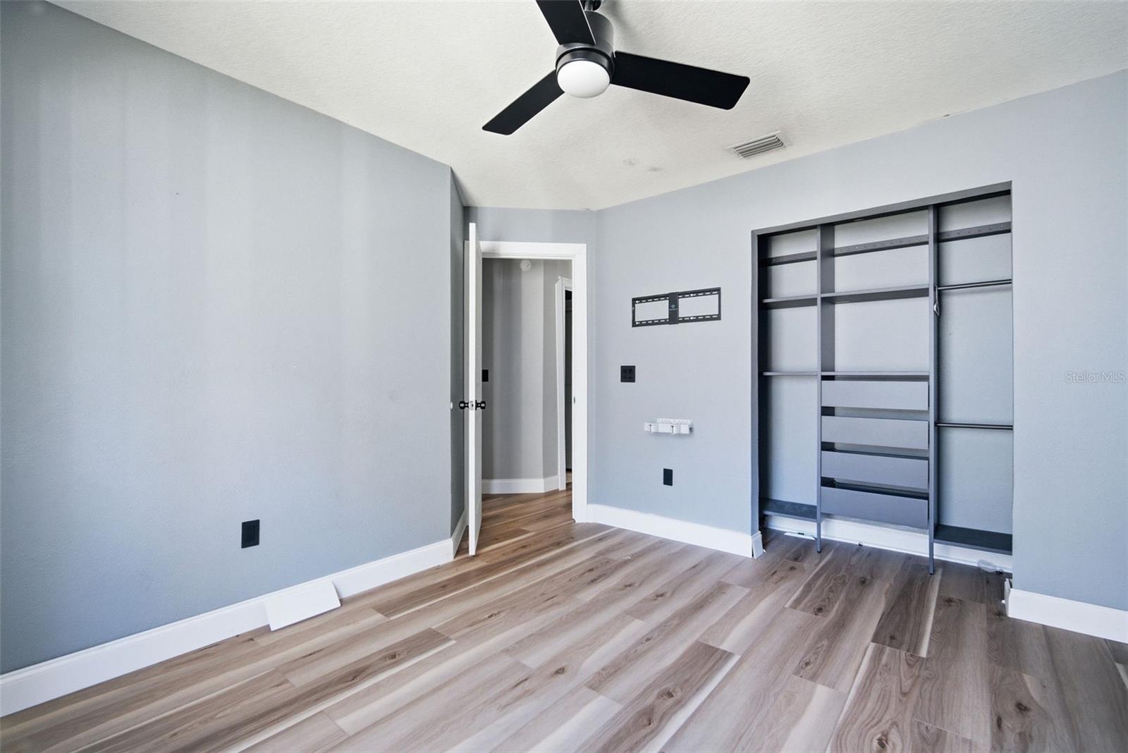 28427 Openfield Loop Property Photo 33
