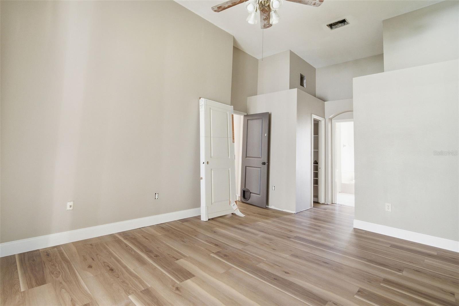 28427 Openfield Loop Property Photo 37