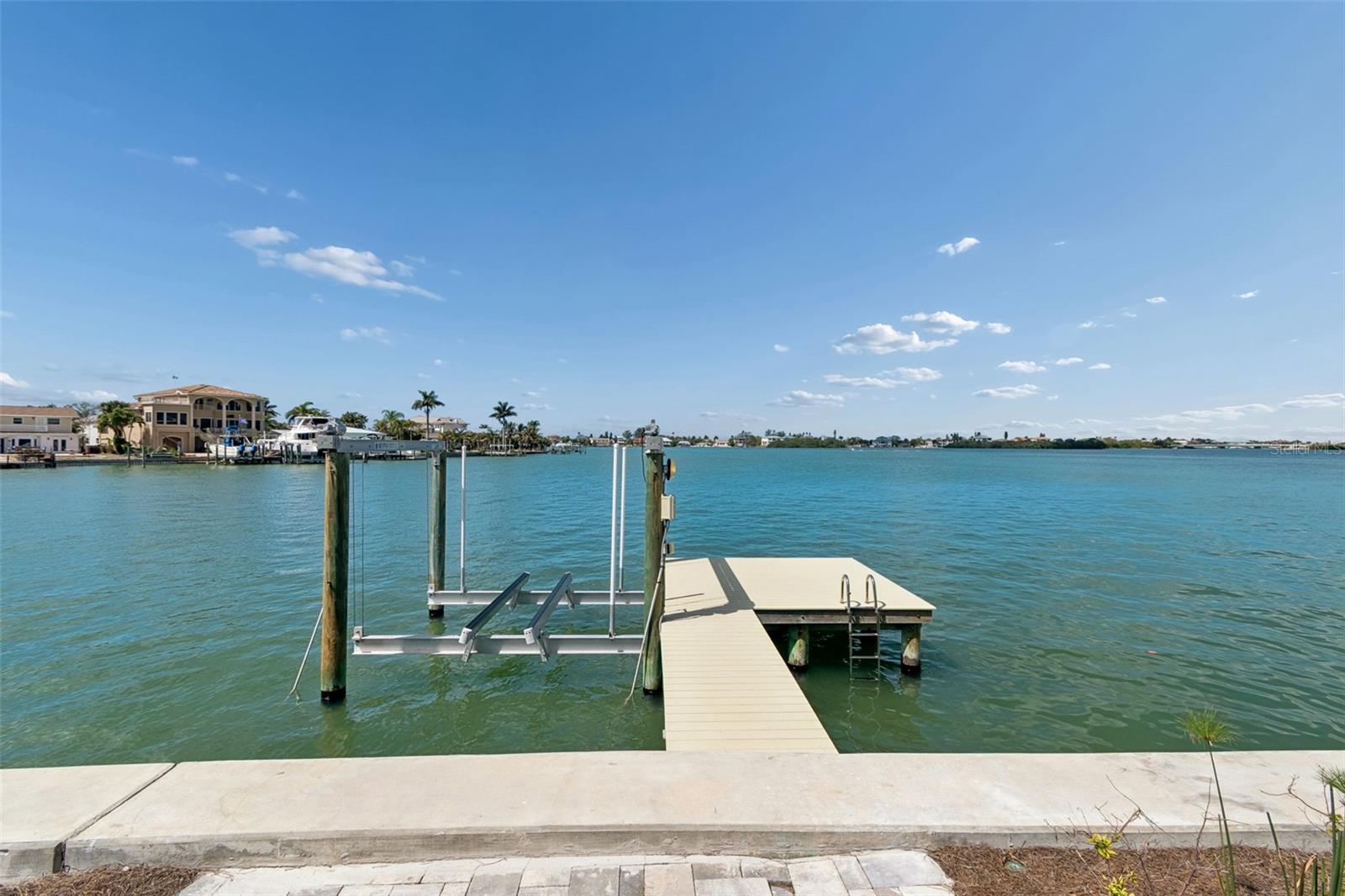 478 Harbor Dr N Property Photo 60