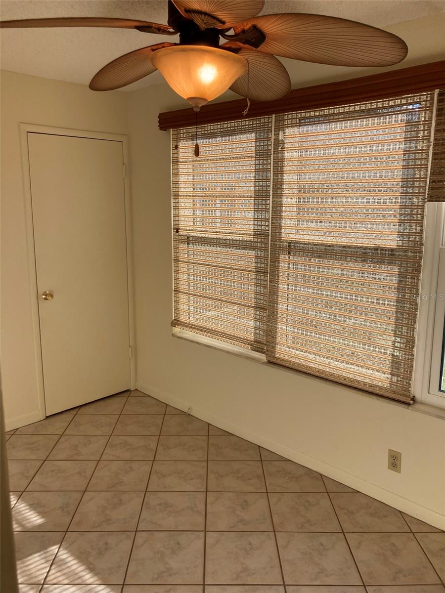 5750 80th St N #c202 Property Photo 16