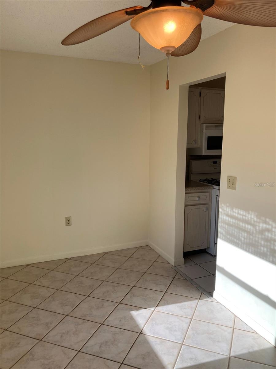 5750 80th St N #c202 Property Photo 18