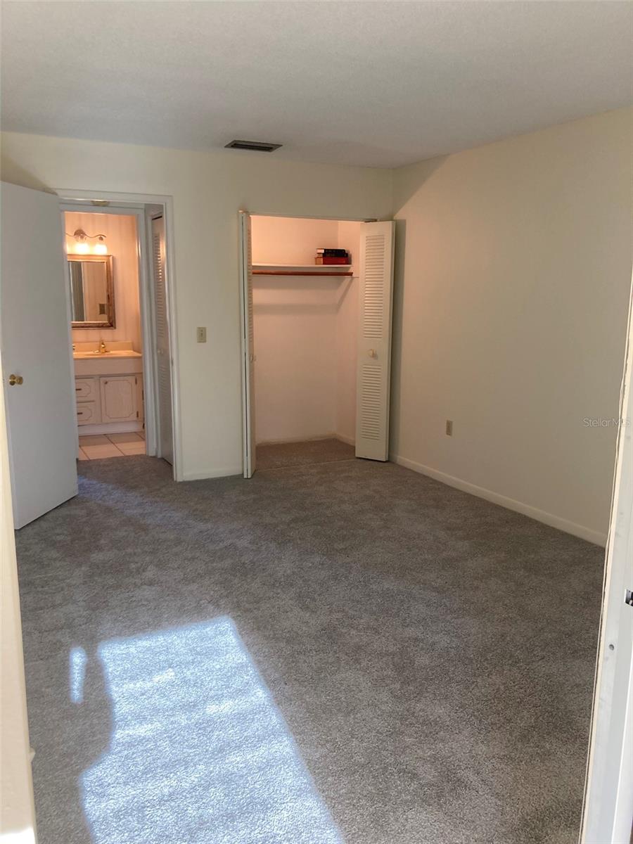 5750 80th St N #c202 Property Photo 21