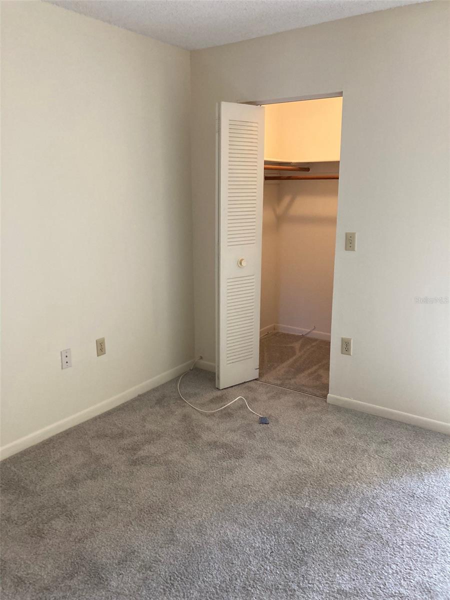 5750 80th St N #c202 Property Photo 23