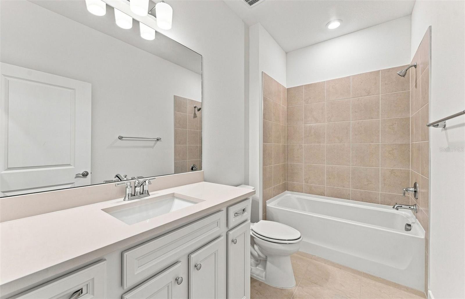 14752 Sunlit Cir Property Photo 12