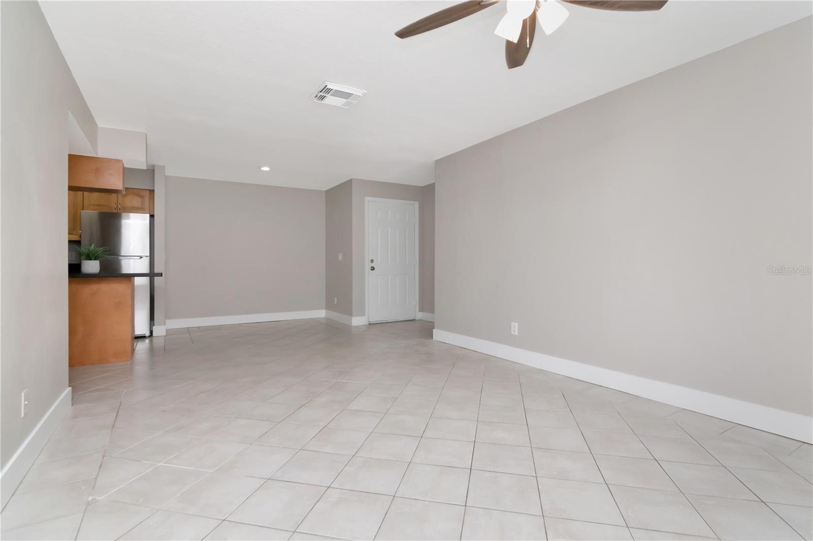 228 Berry Tree Pl Property Photo 5
