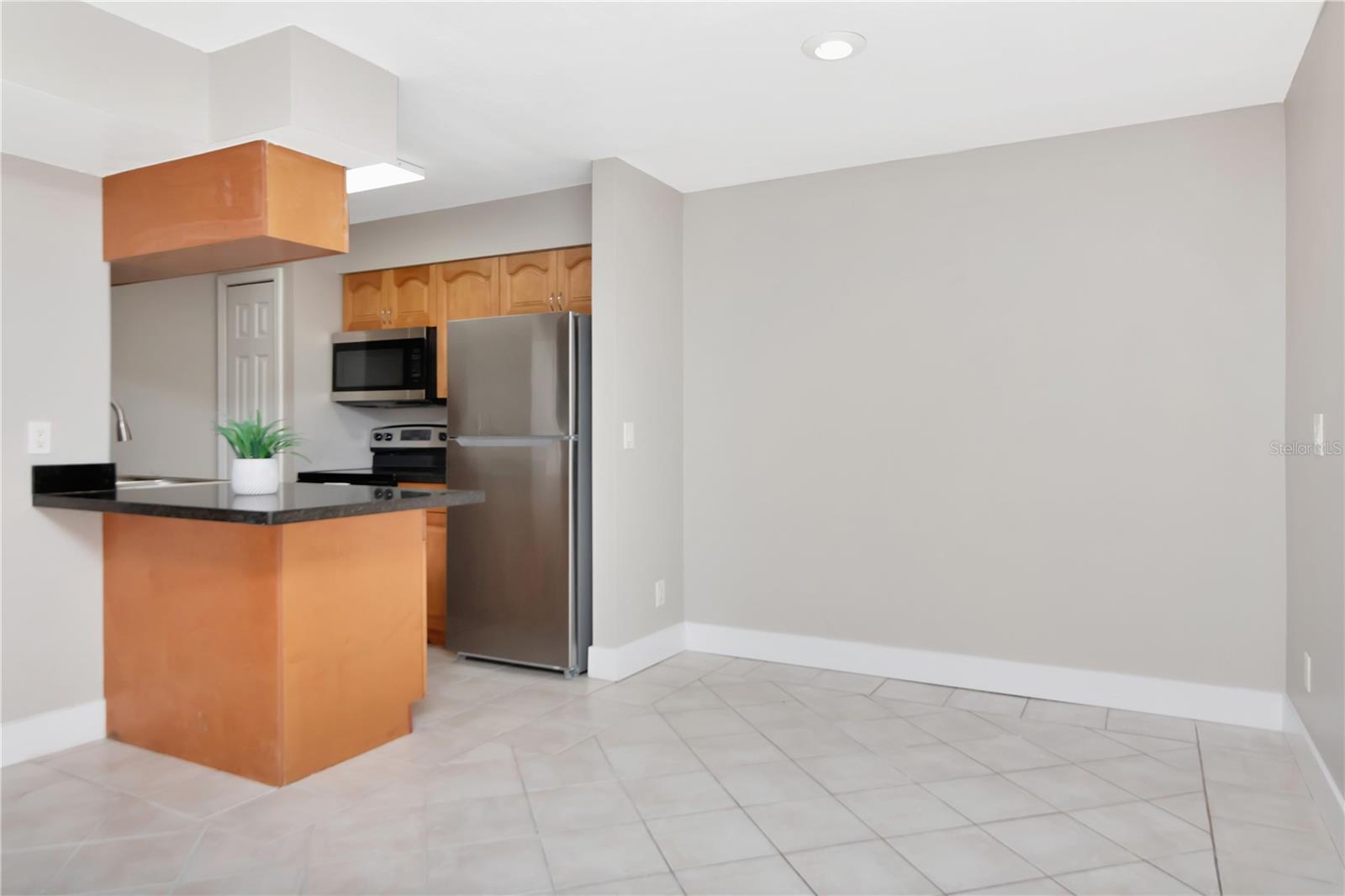 228 Berry Tree Pl Property Photo 8