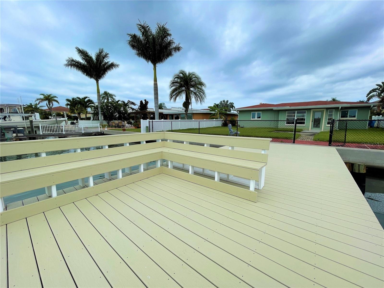 17045 Dolphin Dr Property Photo 21