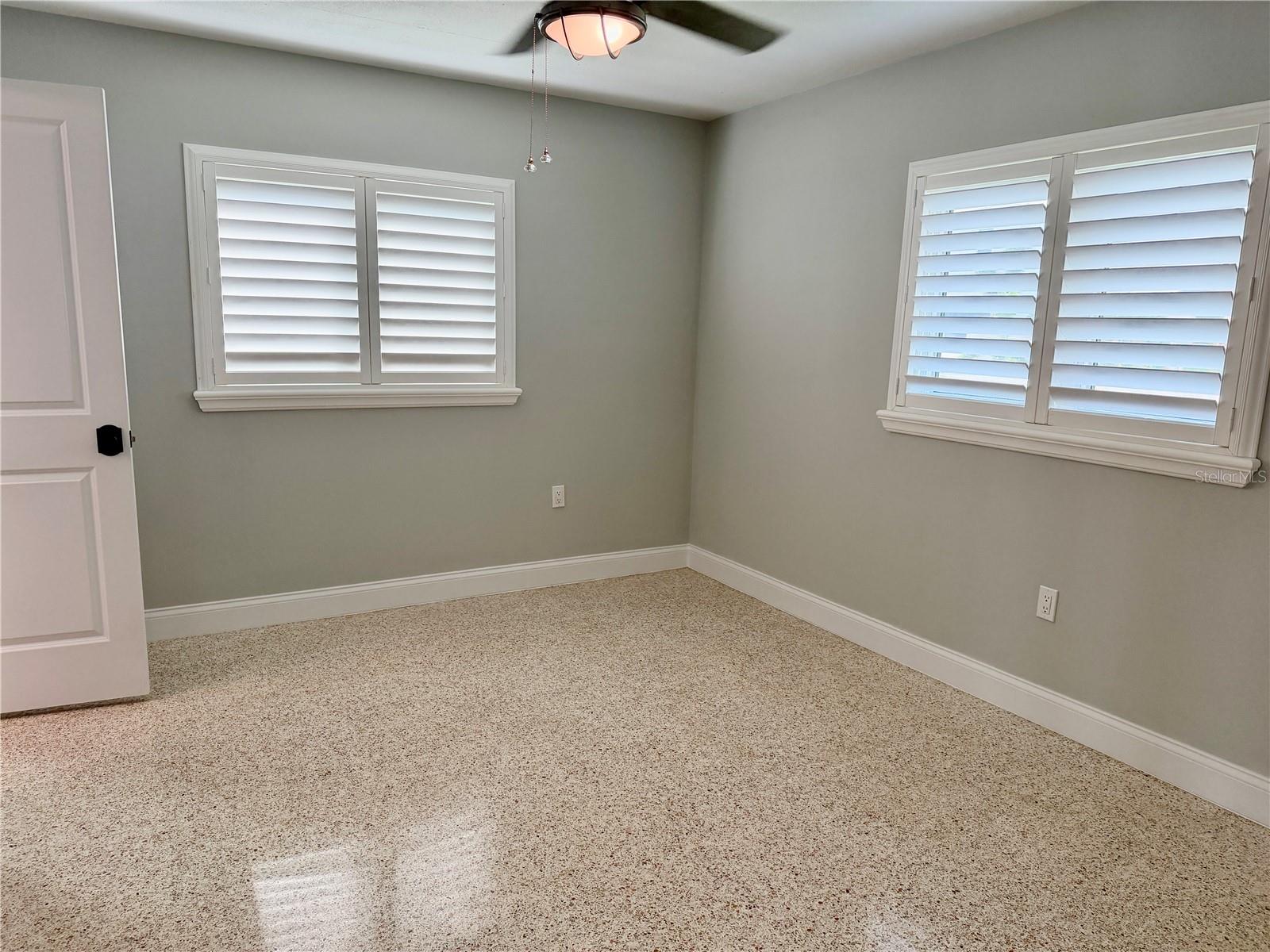 17045 Dolphin Dr Property Photo 23