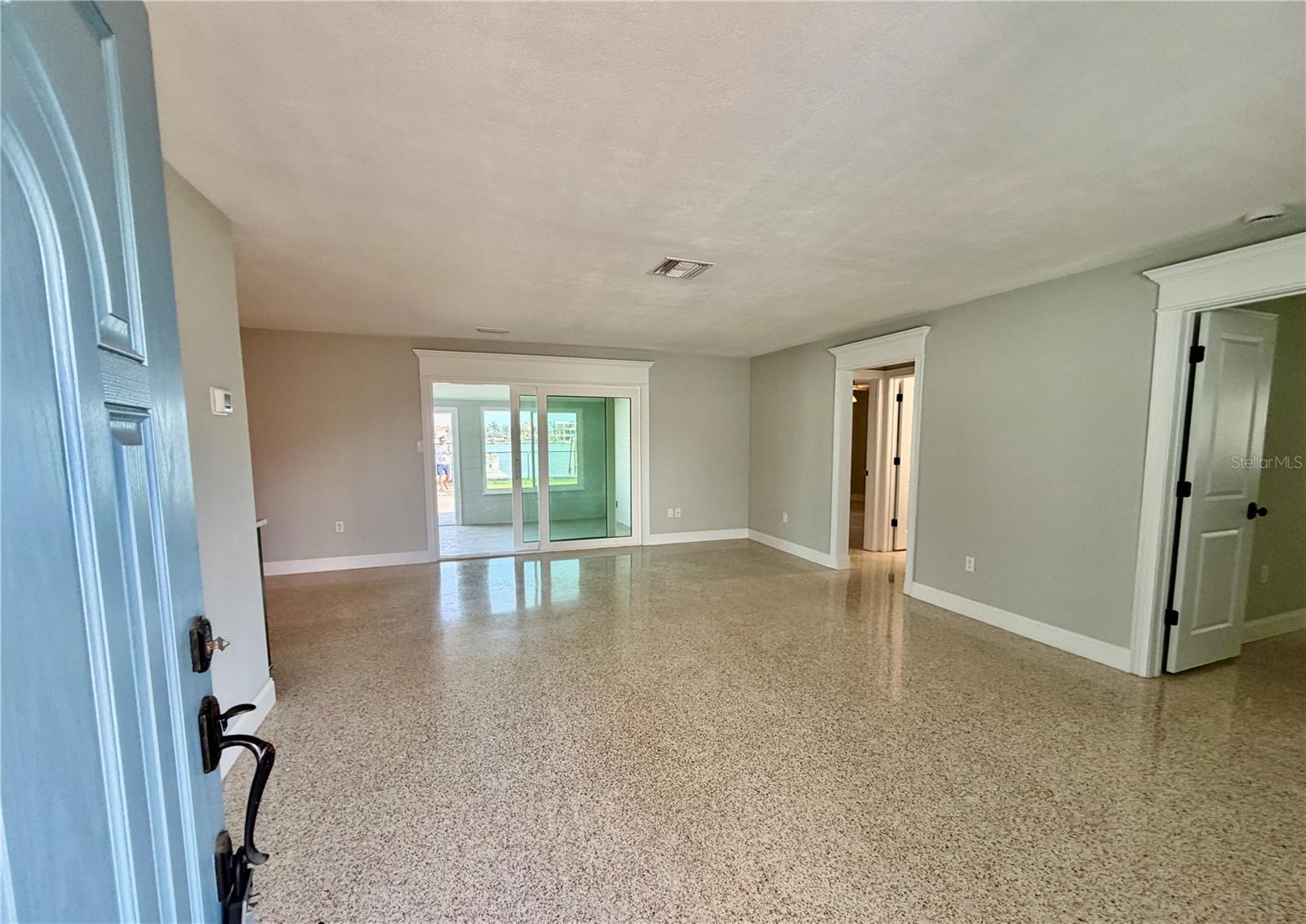 17045 Dolphin Dr Property Photo 36