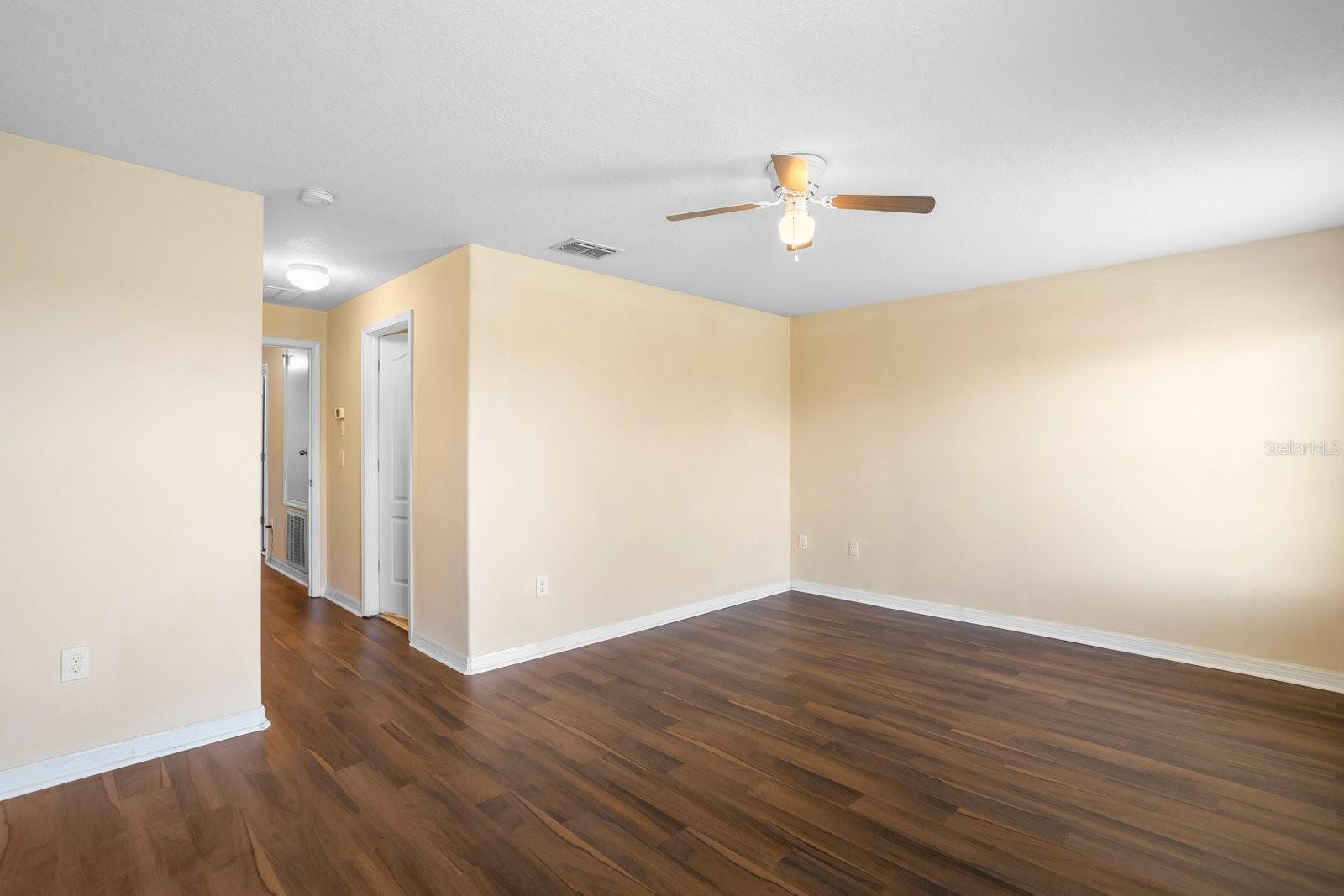 2044 Hawks View Dr Property Photo 18