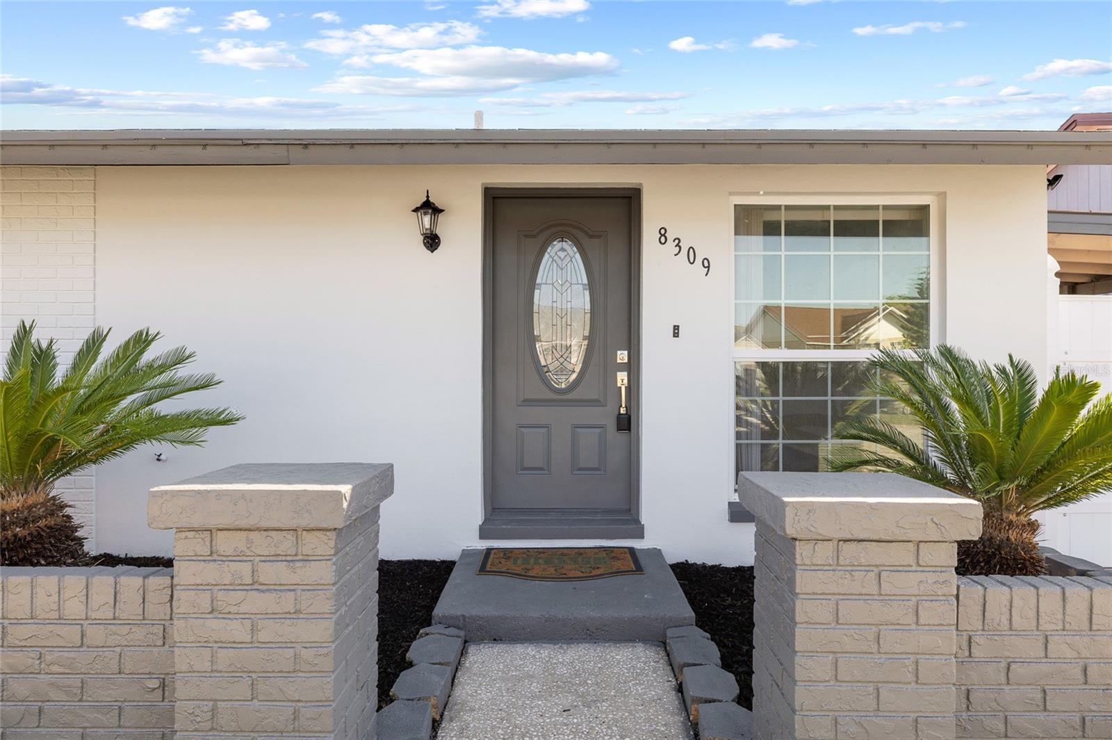 8309 Dasa Pl Property Photo 3