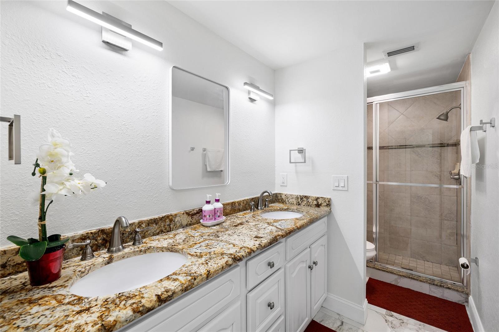 8309 Dasa Pl Property Photo 9