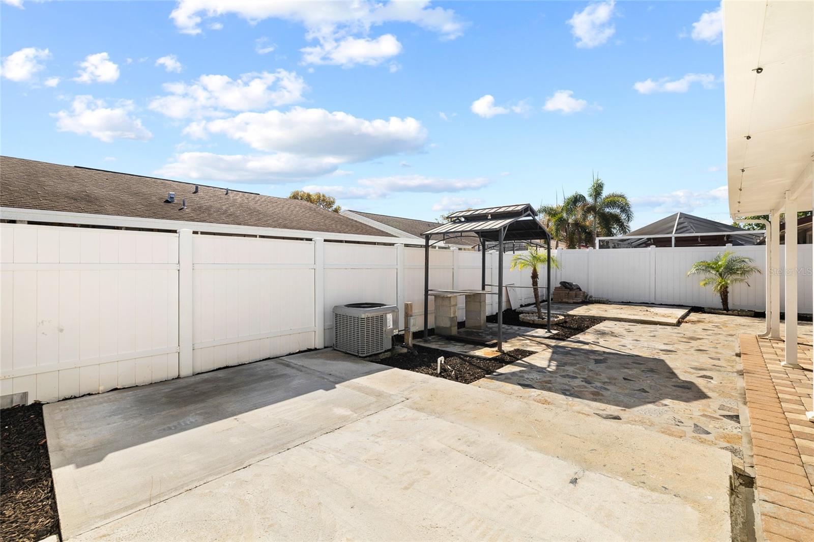 8309 Dasa Pl Property Photo 28