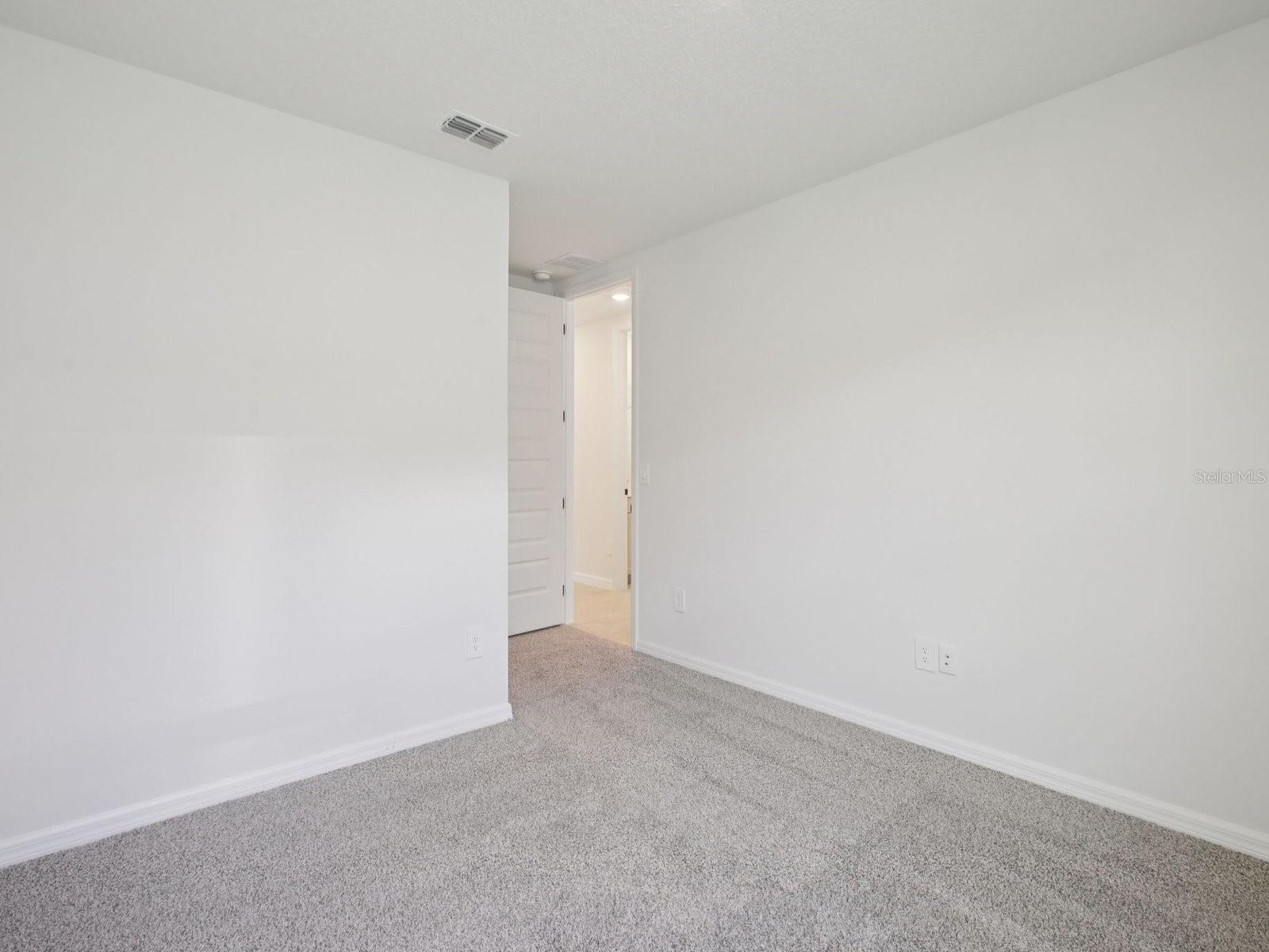 11437 Starling Song Pl Property Photo 4