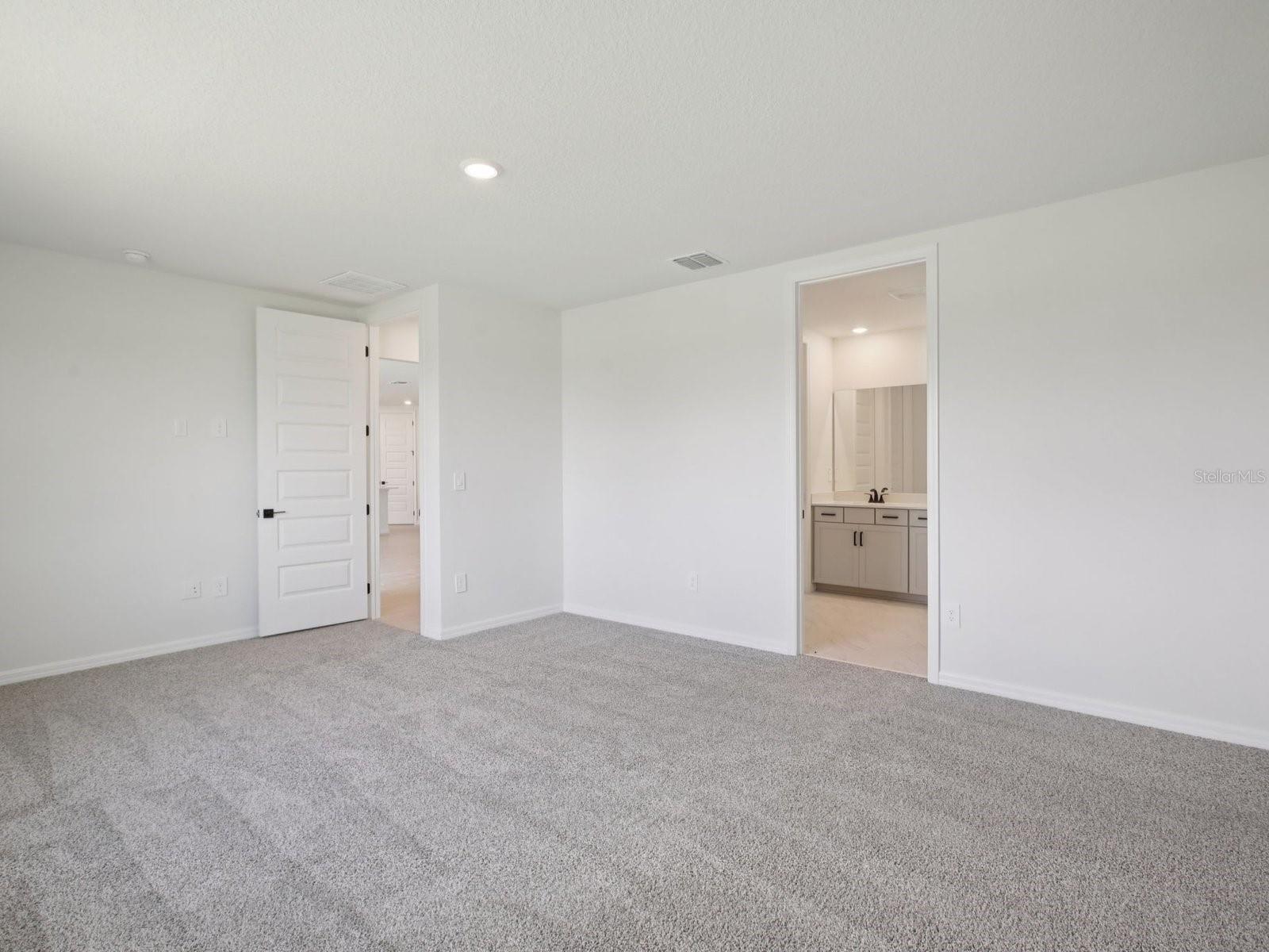 11437 Starling Song Pl Property Photo 7