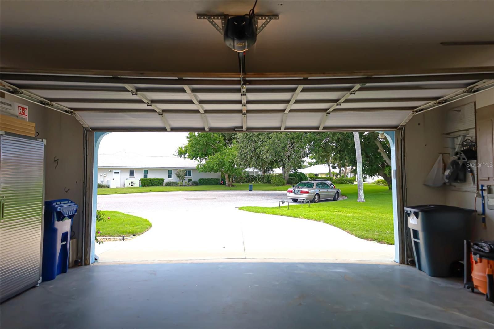 1690 Waxwing Ct Property Photo 37
