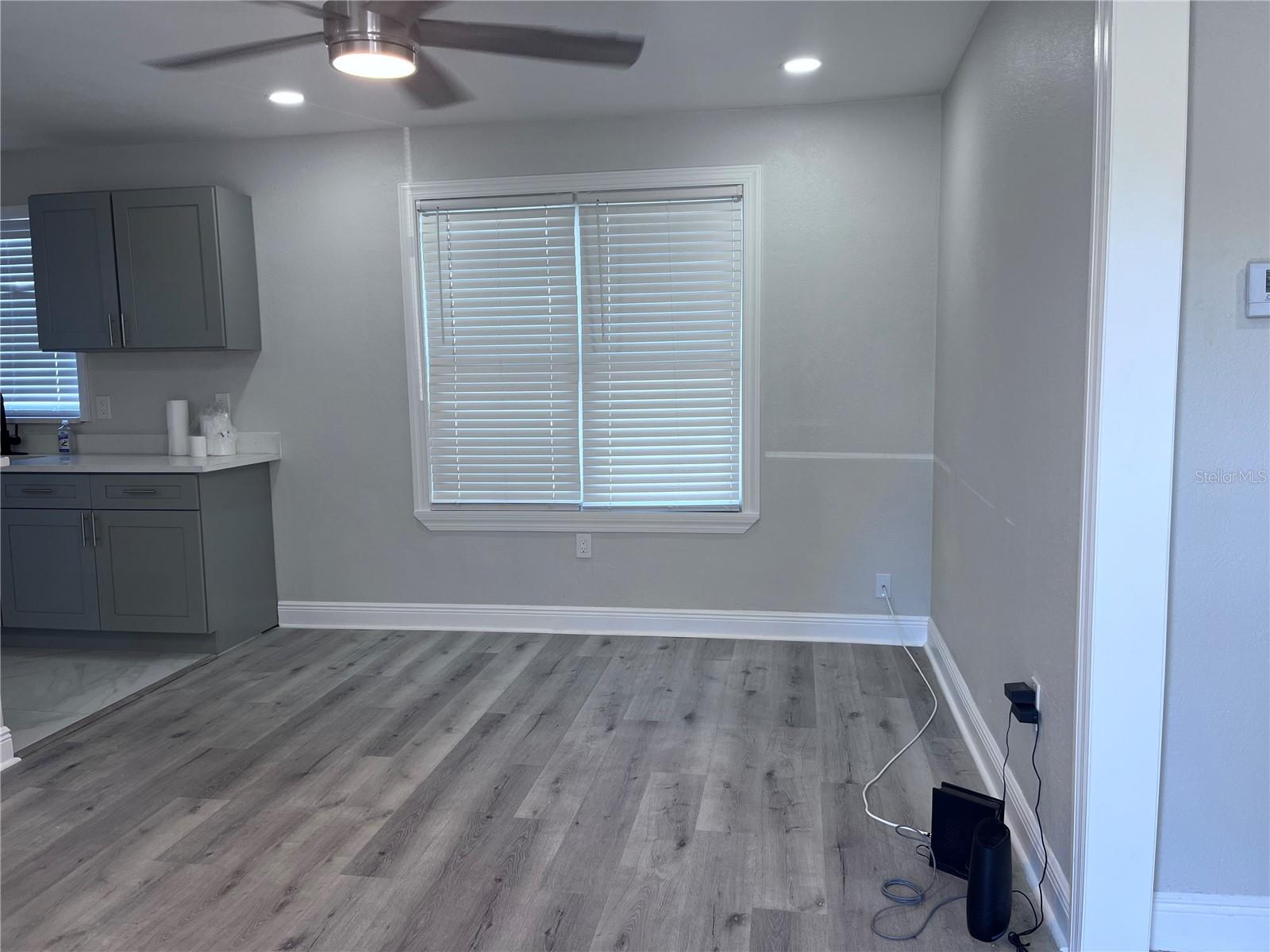3215 W Pine St Property Photo 6