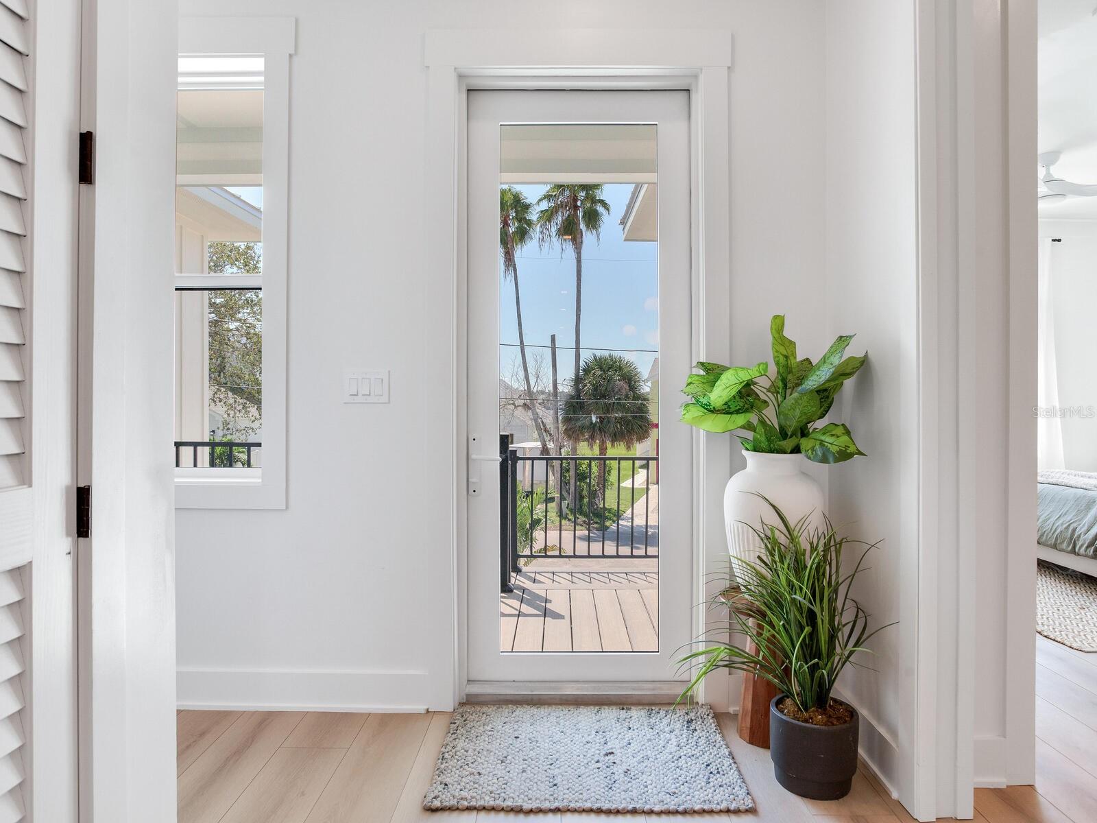 17030 Dolphin Dr Property Photo 10