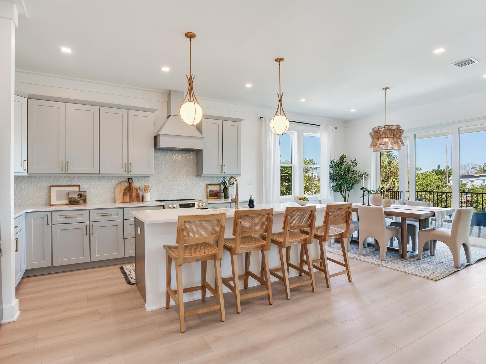 17030 Dolphin Dr Property Photo 23