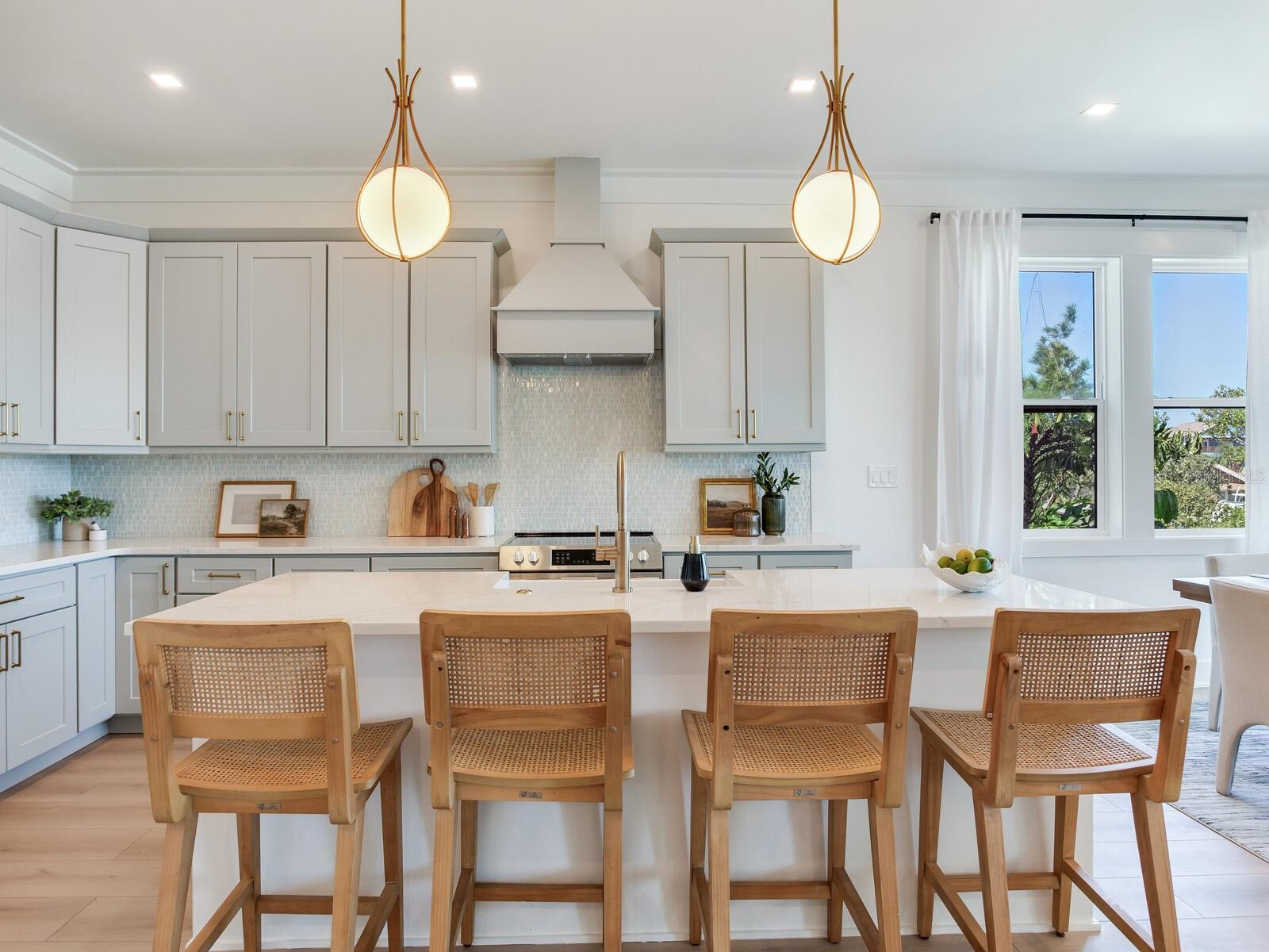 17030 Dolphin Dr Property Photo 24