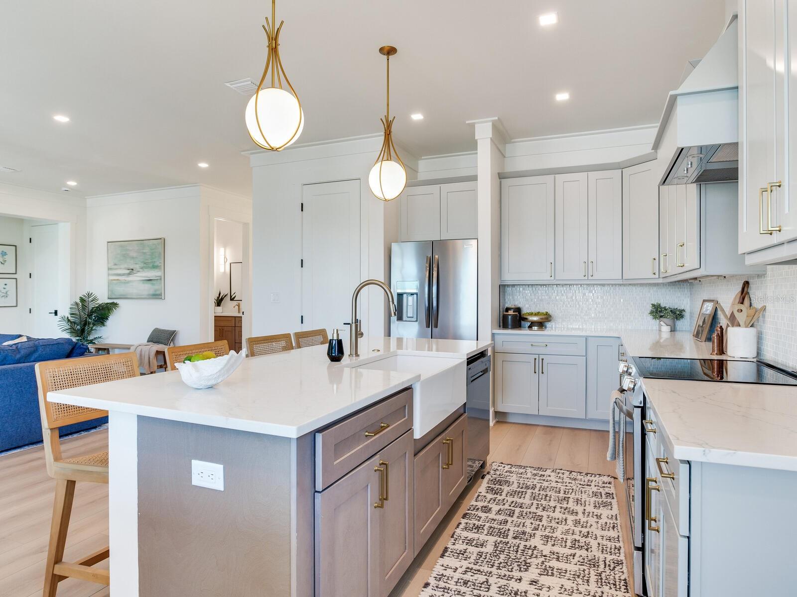 17030 Dolphin Dr Property Photo 26