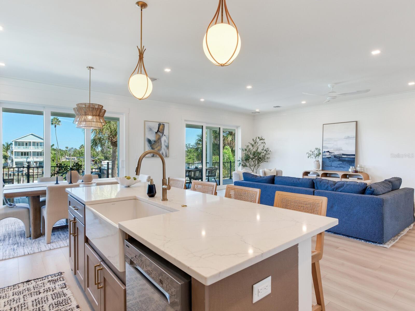 17030 Dolphin Dr Property Photo 33