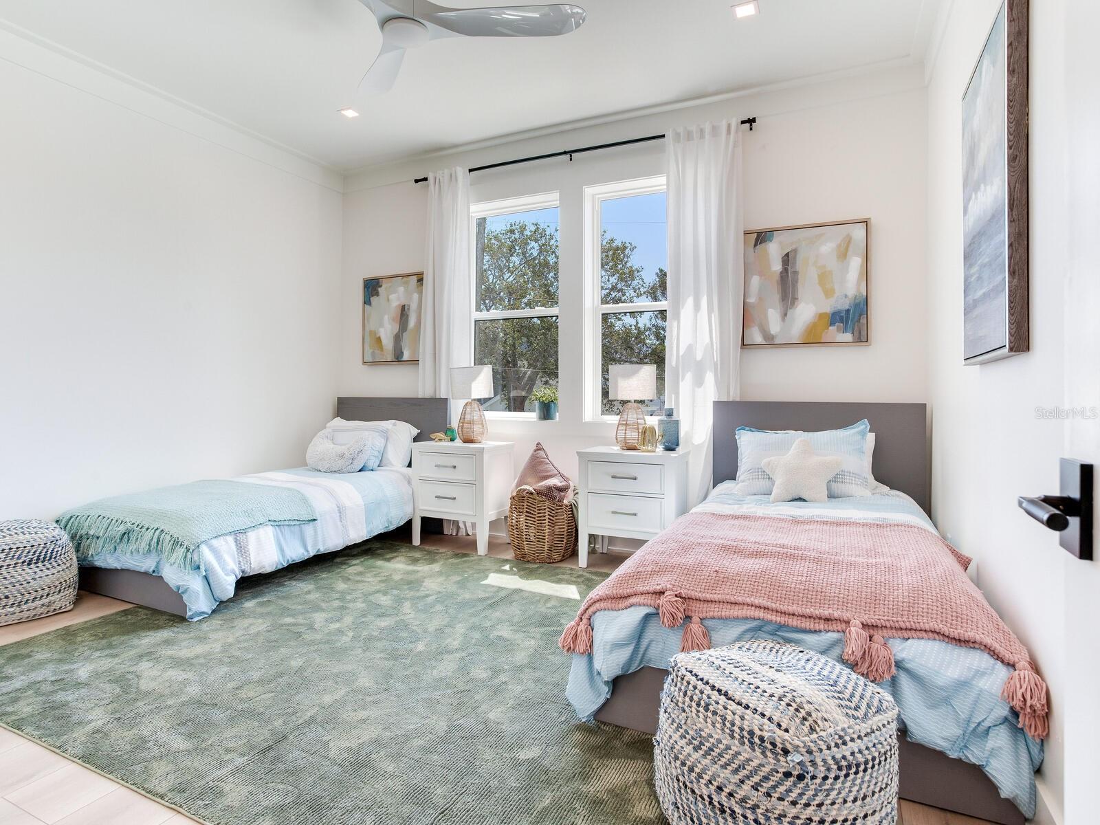 17030 Dolphin Dr Property Photo 46