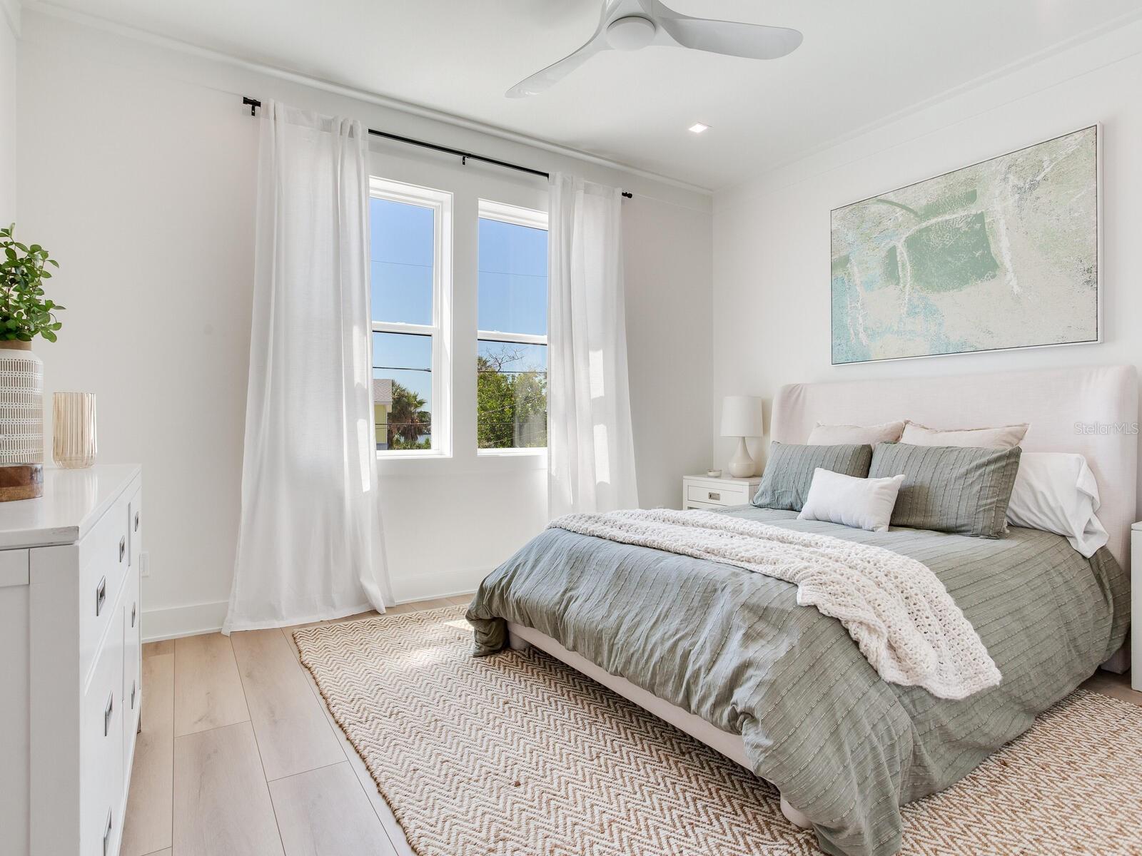 17030 Dolphin Dr Property Photo 52