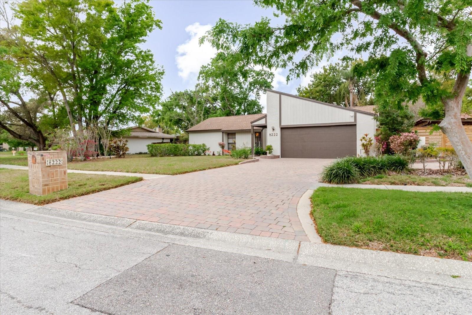 8222 La Serena Dr Property Photo 5