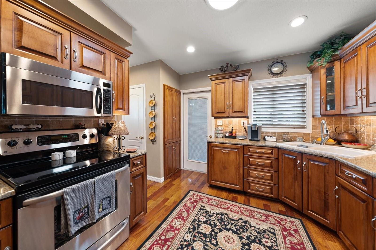 1718 Meredith Ln Property Photo 16
