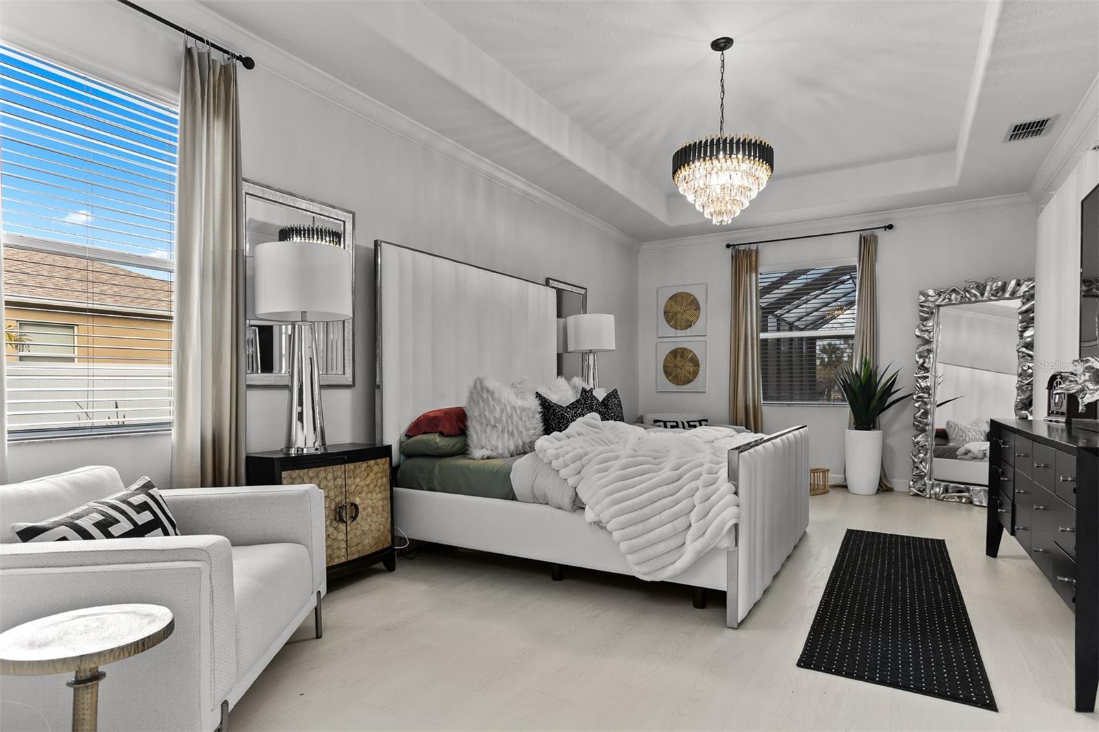 TB8484931 Property Photo 10