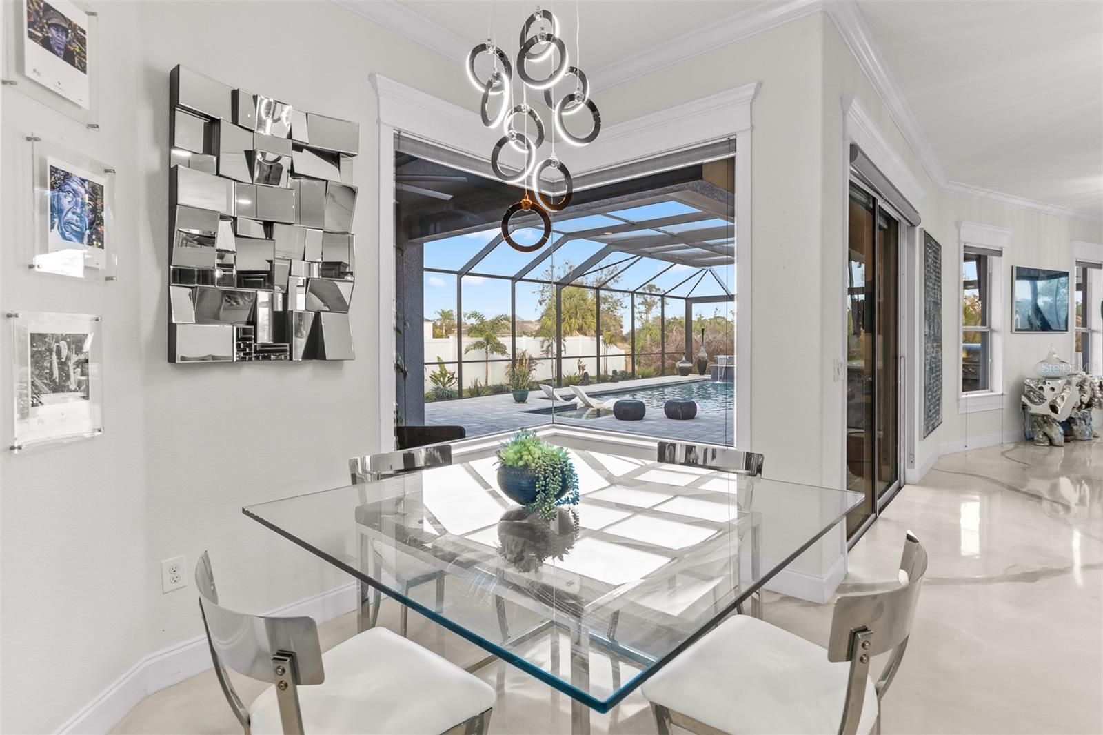 TB8484931 Property Photo 26