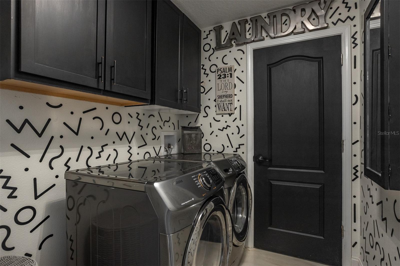 TB8484931 Property Photo 39
