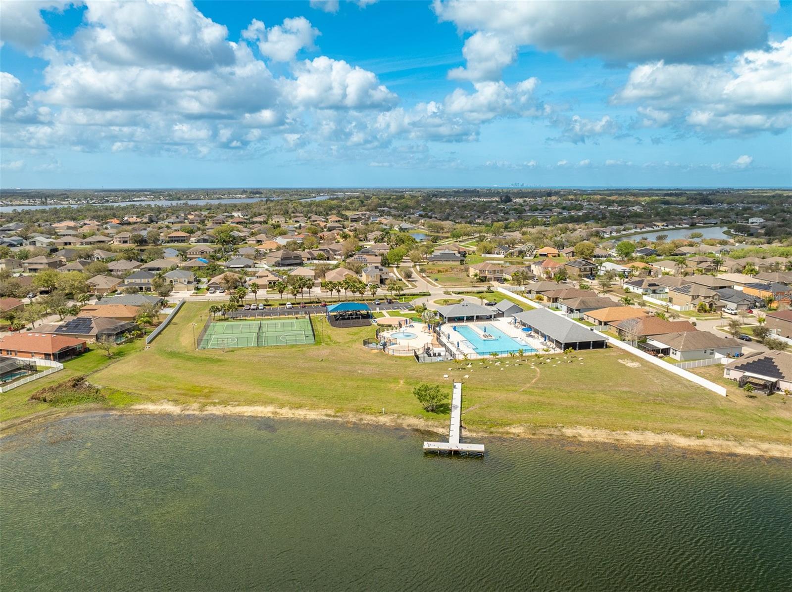 TB8484931 Property Photo 75