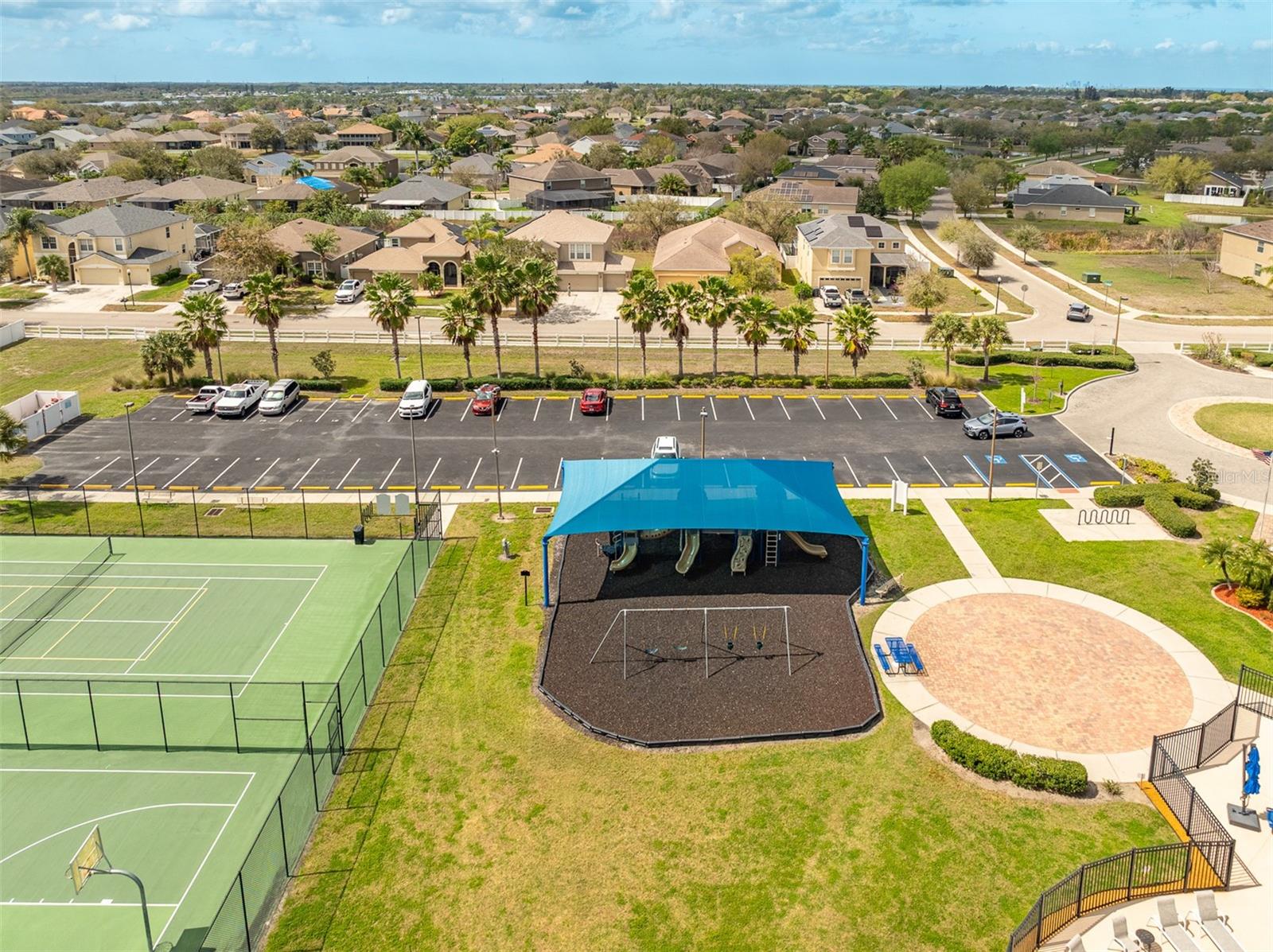 TB8484931 Property Photo 78