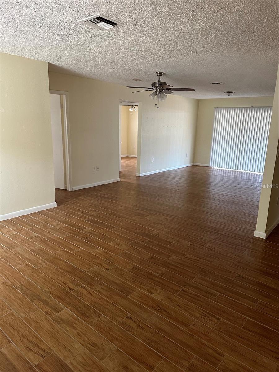 1461 Overcash Dr Property Photo 2